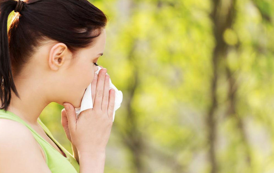 How to Check For Signs of Pollen Allergies