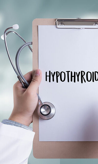 Hyperthyroidism vs. Hypothyroidism &#8211; Symptoms and Causes