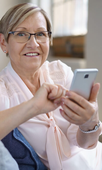 Popular Wireless Cell Phone Deals For Seniors