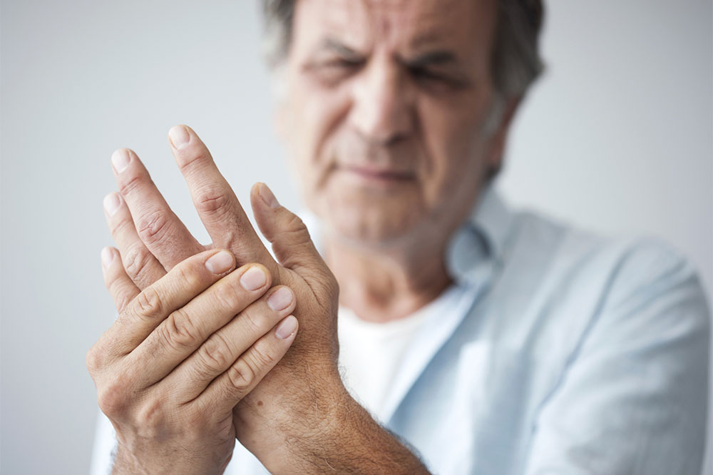 Rheumatoid arthritis &#8211; What is it and how to live healthy