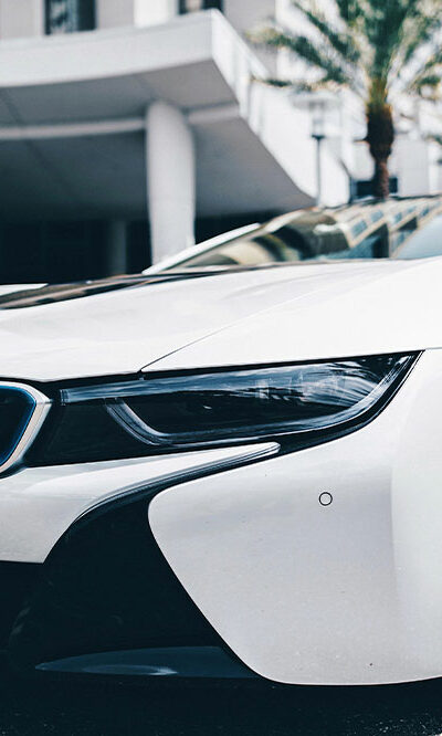 5 Reasons to Buy the BMW i8