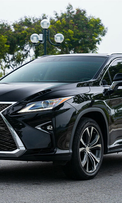 5 Reasons to Drive Home the Lexus RX 300