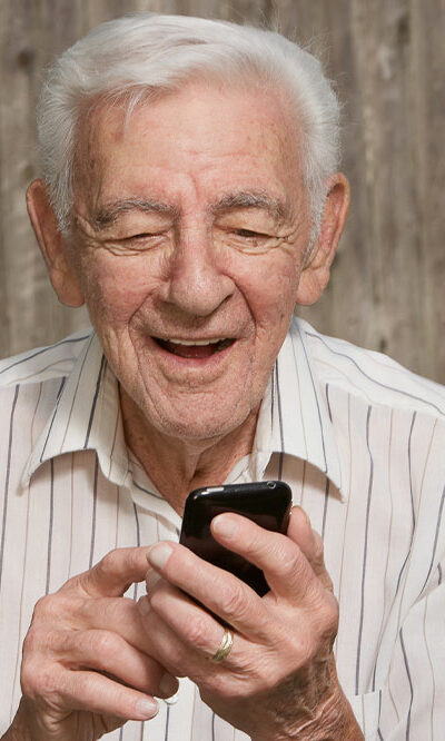 Tips to Purchase the Right Senior Cellphones