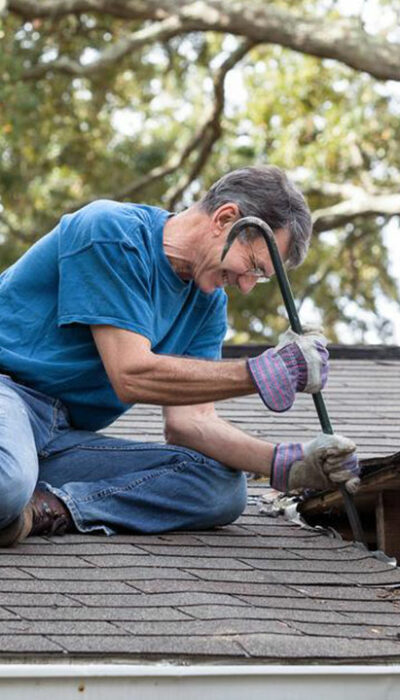 Tips to consider when choosing a roofing contractor