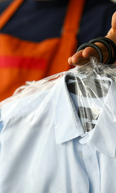 7 Factors to Consider When Choosing a Dry Cleaning Service