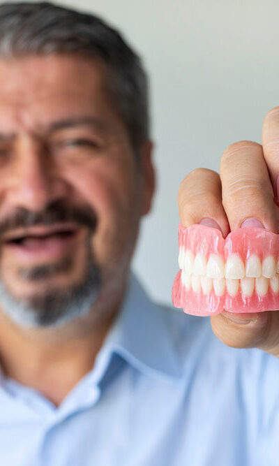 Snap-In Dentures &#8211; Procedure, Benefits, Cost, and Tips