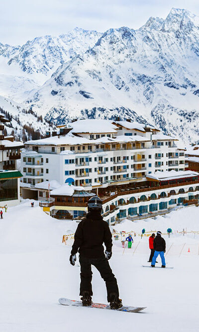 Top 5 Ski Dubai Resort Deals and Discounts to Check Out