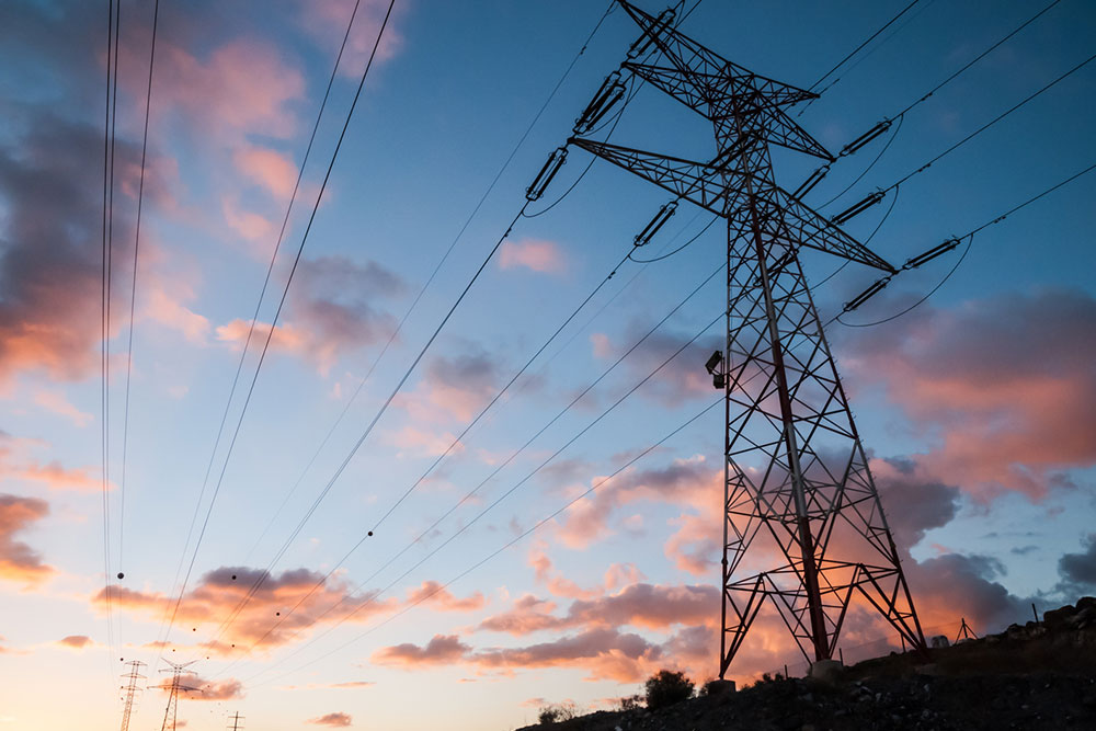 8 Tips for Choosing a Reliable Electricity Provider