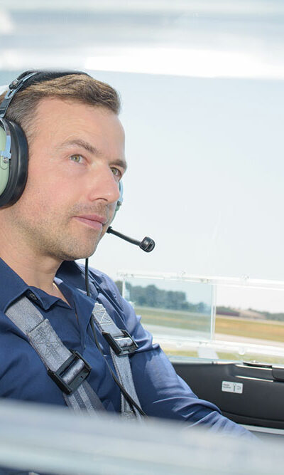 Types of Pilot Training Courses and Tips to Choose