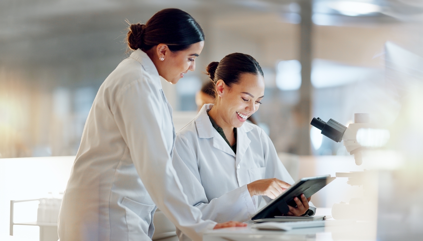 Top LIMS Software Solutions: Revolutionize Your Lab Efficiency