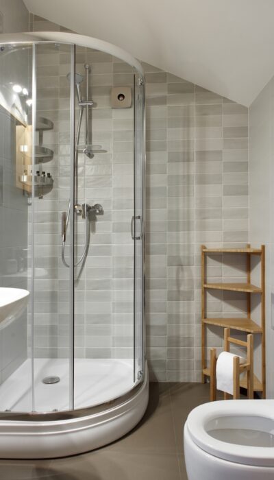 Bath Remodel Companies and Costs for Seniors: A Comprehensive Guide